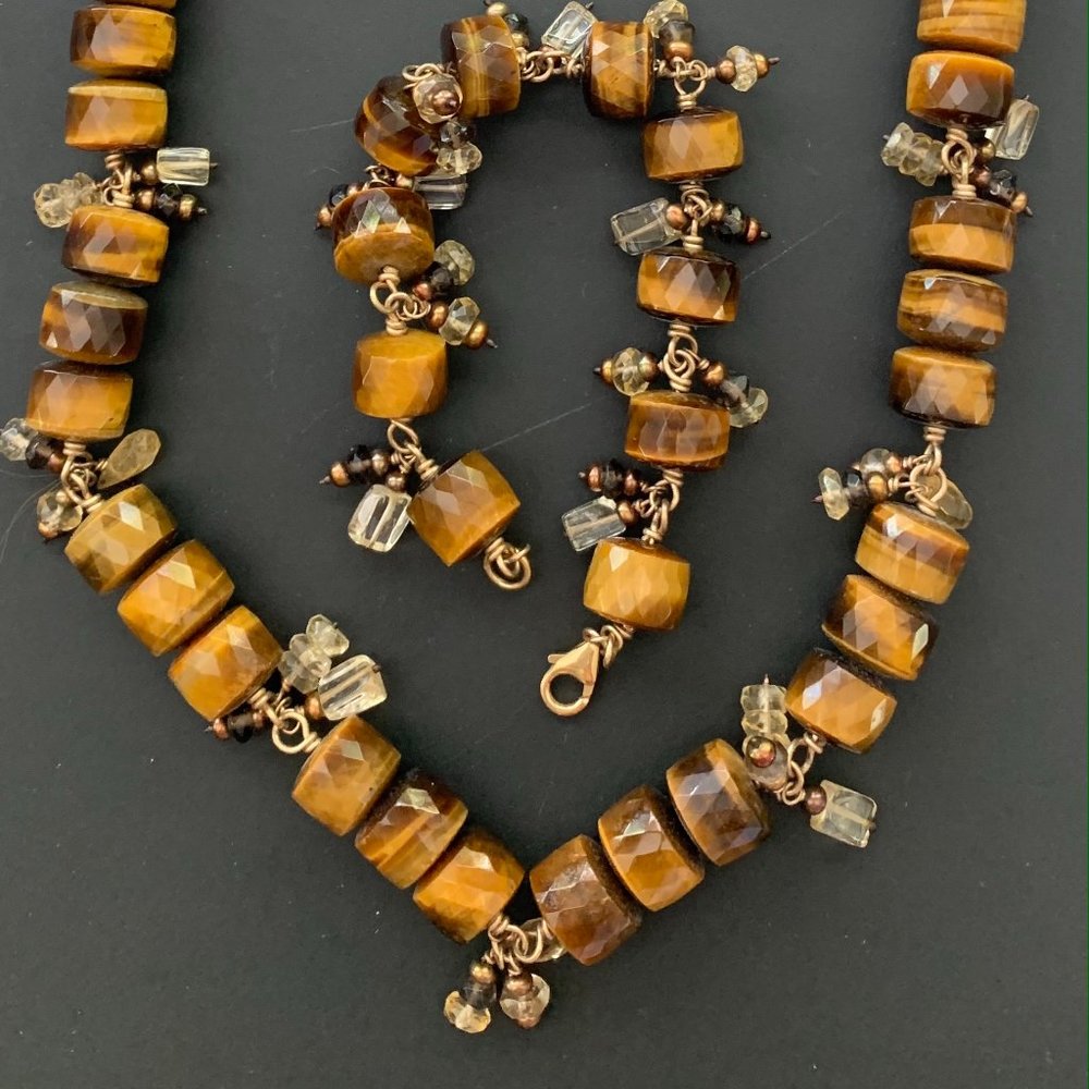 Tigerite and semi-precious stones and beads